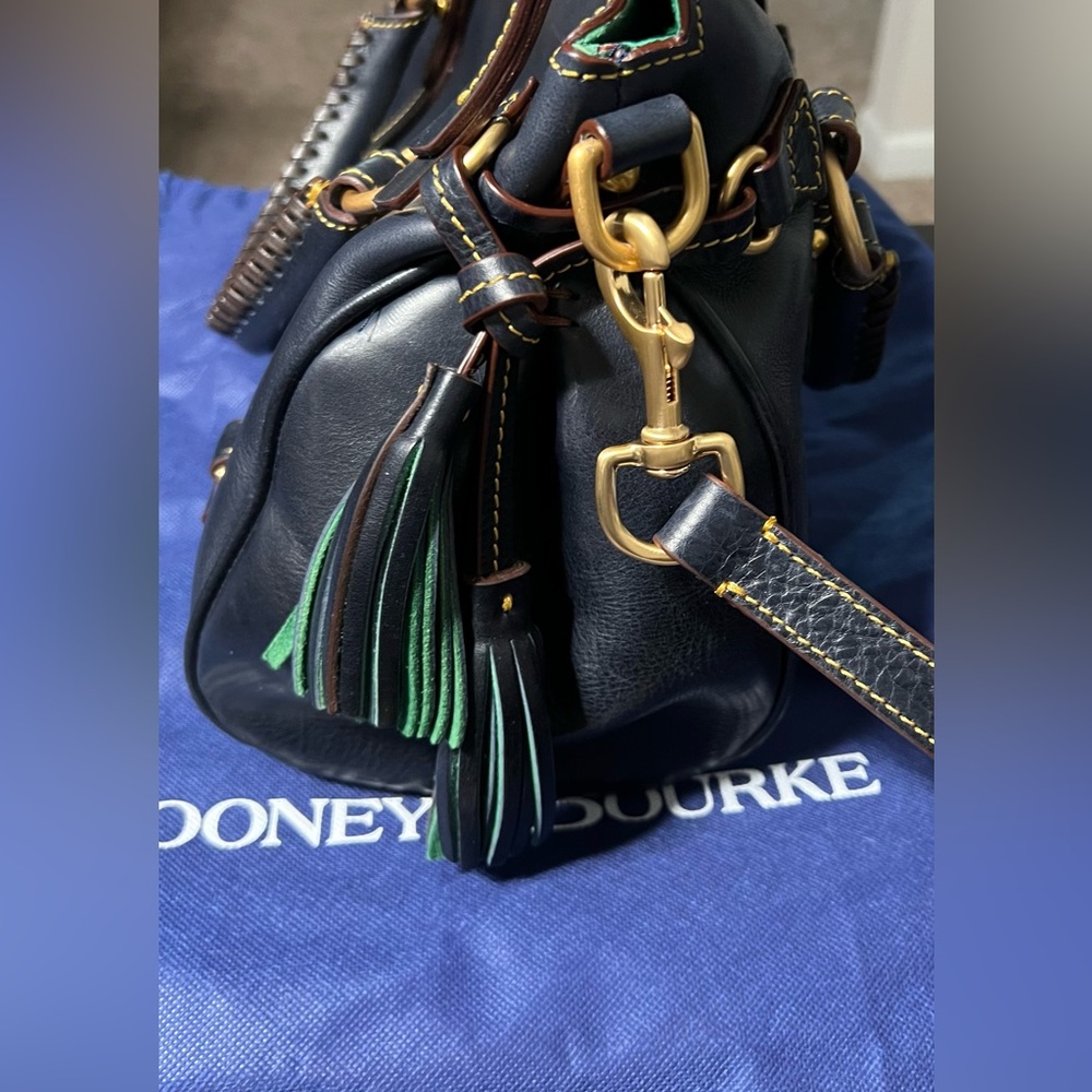 Dooney & Bourke Leather Florentine Satchel Navy. - Picture 4 of 7